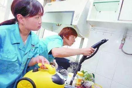 重慶家政服務春節(jié)保供 市民隨時請家政